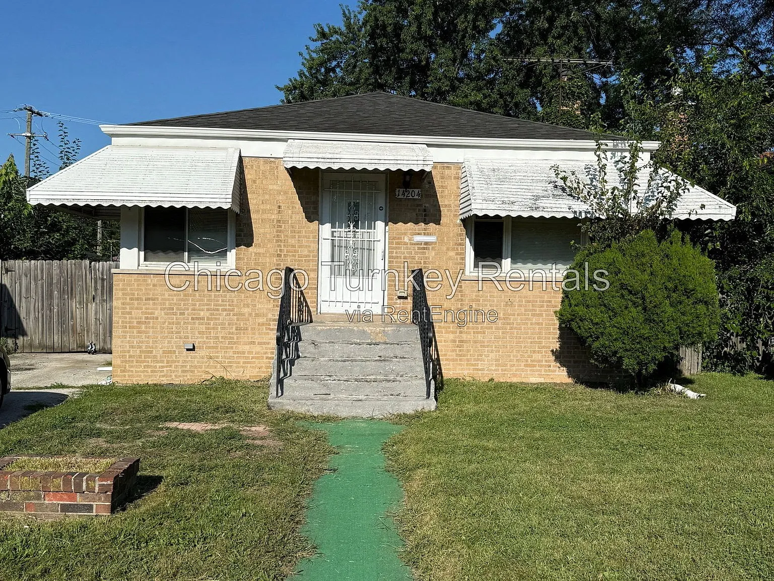 4 bed, 2.0 bath, 1463 sqft, $2,500 — Photo 1