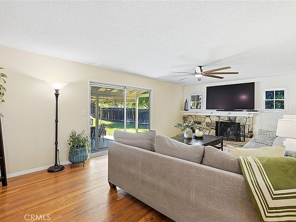 3rd image of 20727 Germain St