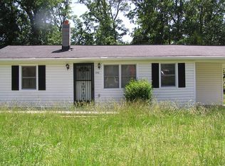 5702 Lucas St, Fredericksburg, VA 22407