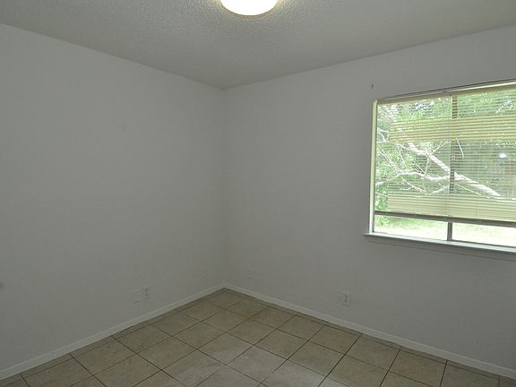 5th image of 10612 Topperwein Dr #B