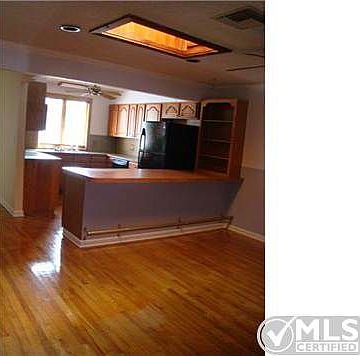 3rd image of 708 NW 1st Ave