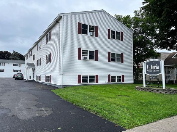 44 New Hartford St #1B