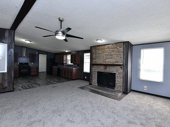 5th image of 900 Tanglewood Dr