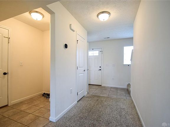 3rd image of 534 Recess Dr