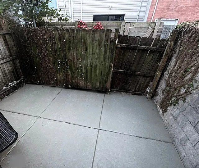 2242 Wharton St — Photo 21