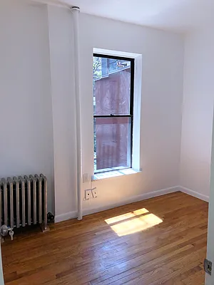 Rented by TZM Realty Properties | media 17