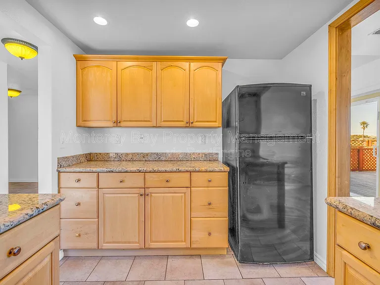 143 Seal Ct — Photo 12