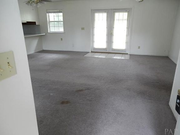 4th image of 1424 Starlight Dr