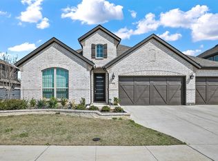 7005 Lowbranch Trl, Aubrey, TX 76227