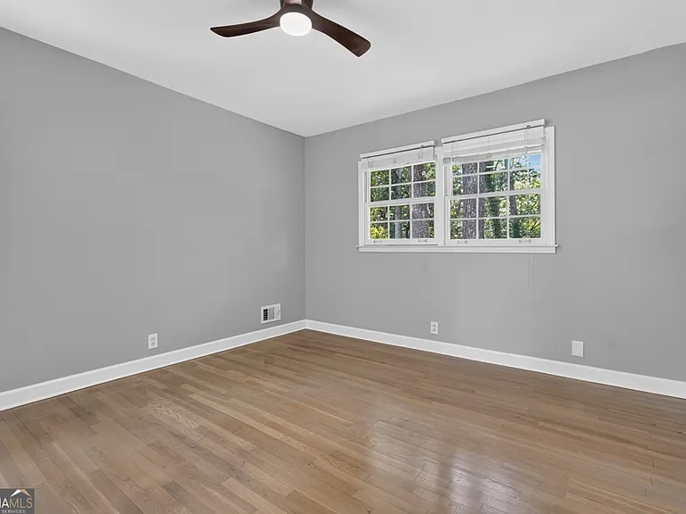 4854 Springfield Dr — Photo 46