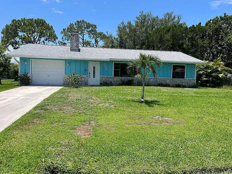 3 bed, 2.0 bath, 1760 sqft, $2,800 — Photo 1