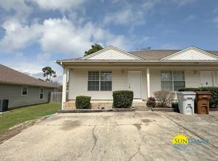 8134 Tavira St, Navarre, FL 32566