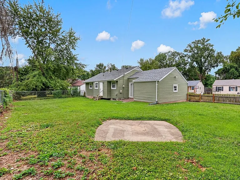 10328 Dudley Dr — Photo 5