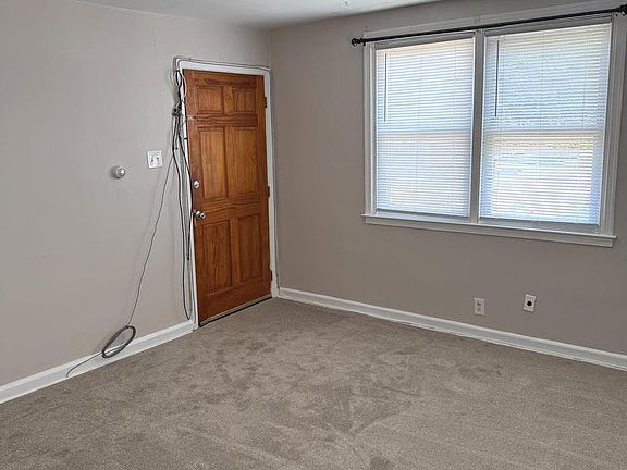 5th image of 9000 Wesleyan Rd