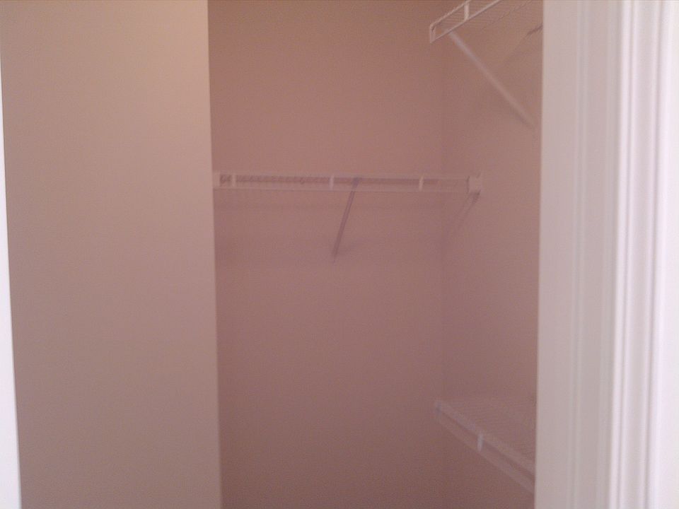 2nd image of 1025 Greendale Rd Unit 7107