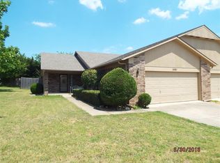 1401 Windsor Dr, Ardmore, OK 73401