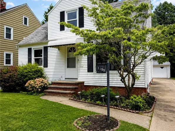 1199 Mayfield Ridge Rd, Mayfield Heights, OH 44124