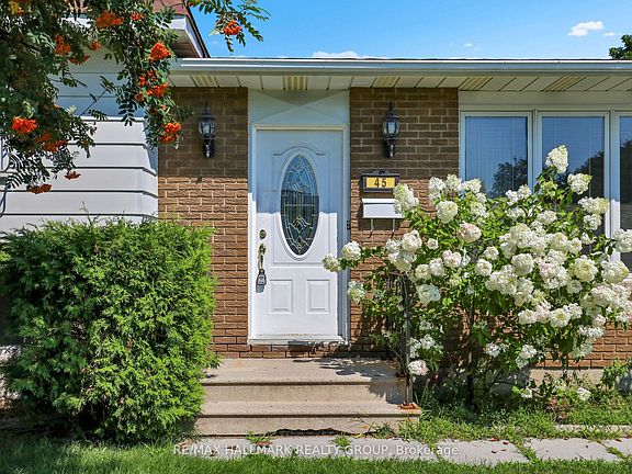 5th image of 45 Larkin Dr