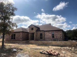 3126 Sabine River Trl, Granbury, TX 76048