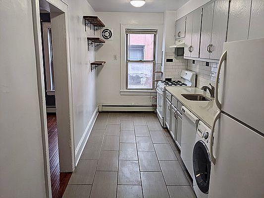 1st image of 23-14 Ditmars Blvd #1