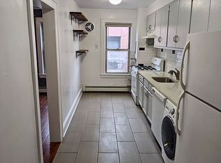 23-14 Ditmars Blvd #1, Astoria, NY 11105