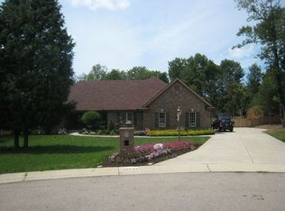 8835 Carly Ct, Springboro, OH 45066