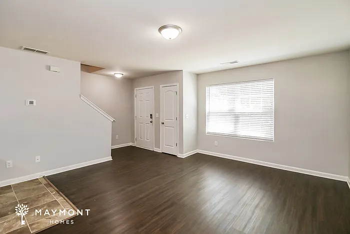 1535 Hydrangea Ln — Photo 5