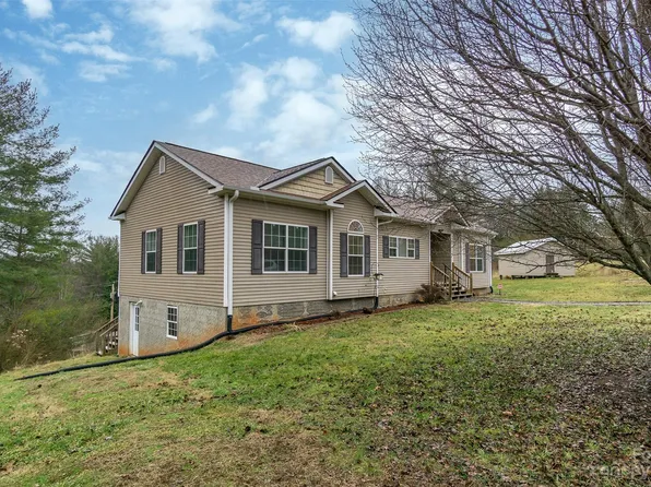 1918 Gabriels Creek Rd, Mars Hill, NC 28754