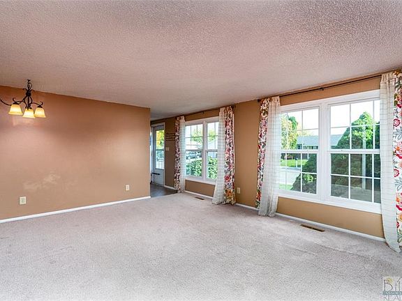 4th image of 346 Montclair Dr