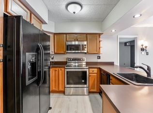 1023 Washington Pl UNIT 23-1, Wayne, PA 19087