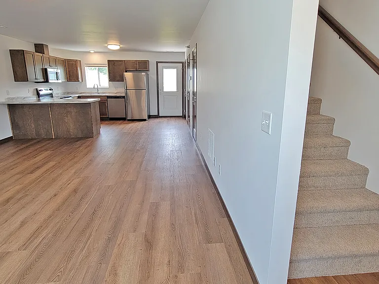 907 5th Street South — Photo 13