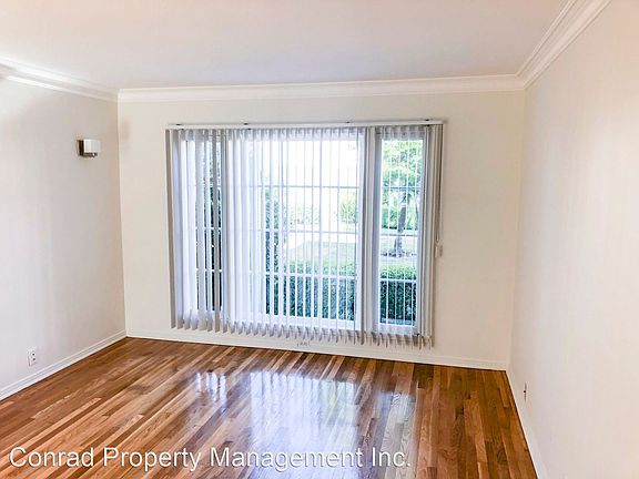 3rd image of 11932 Chandler Blvd #11453114