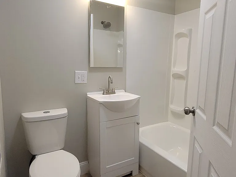 1743 Rose St — Photo 8