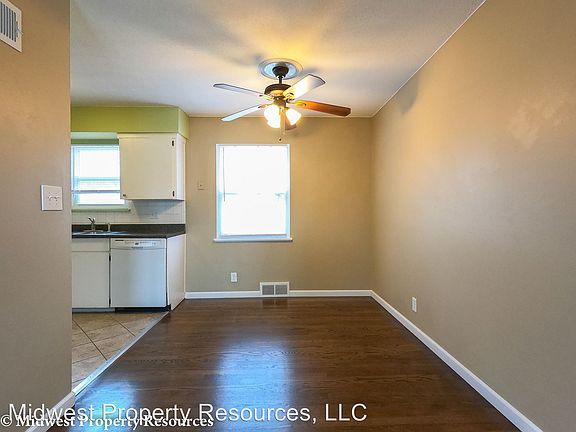 4th image of 612 NE Columbus St APT B