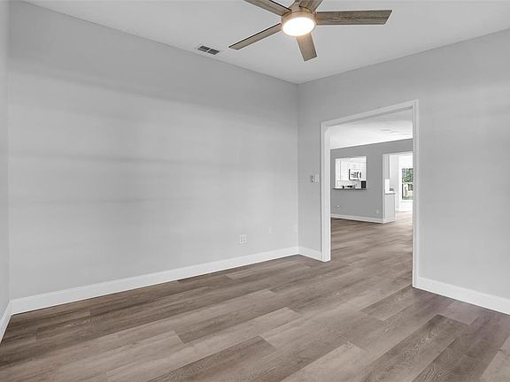 5th image of 25212 CLIFFORD HILL