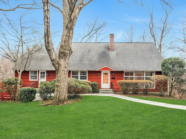 180 N Hampton Drive, White Plains, NY 10603