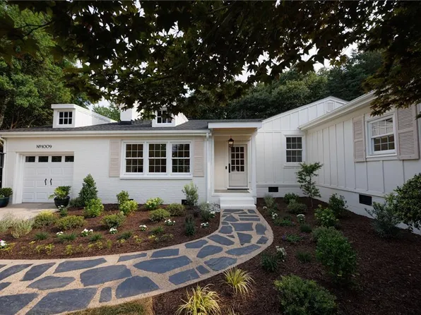 1009 Abingdon Rd, Virginia Beach, VA 23451