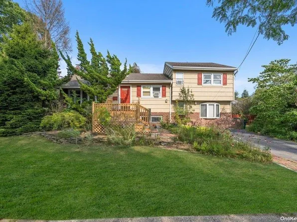 6 W Shore Drive, Massapequa, NY 11758