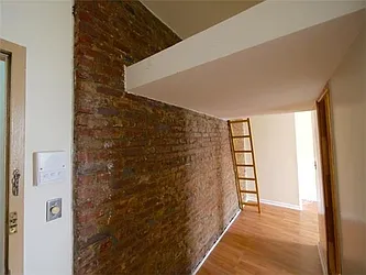 Rented by New York Residence