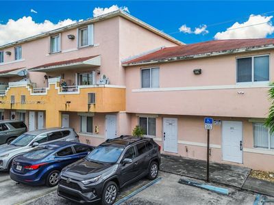 25 W 11th St APT 102, Hialeah, FL, 33010