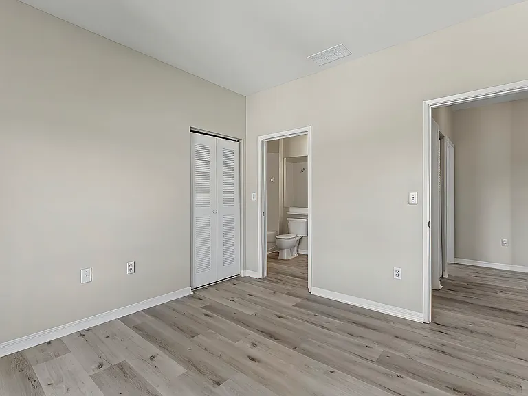 560 Florida Club Blvd #212 — Photo 10