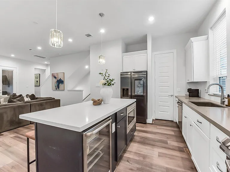 2804 Grand Fountains Dr #D — Photo 6