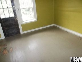5th image of 48 Woodlane St