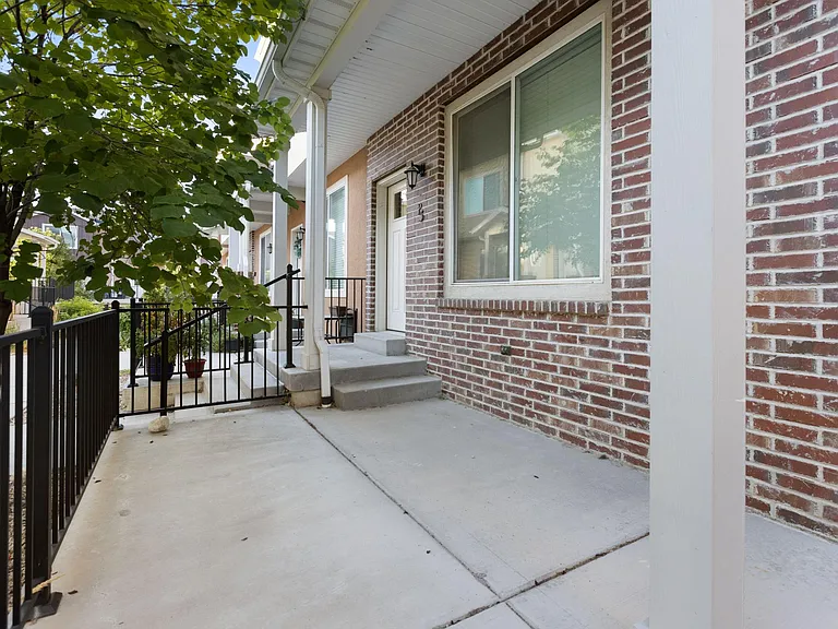 South Ridge Townhomes — Photo 6