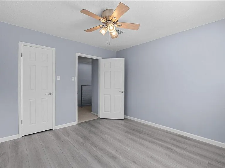 1016 Glenshannon Ave — Photo 20