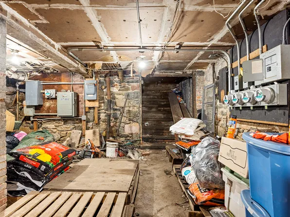 363 Sixth Avenue image 6 of 23