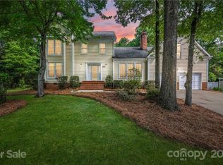 10705 Virginia Dare Cir, Charlotte, NC 28277