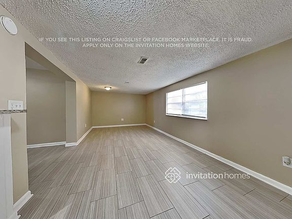3rd image of 8261 Greenleaf Cir