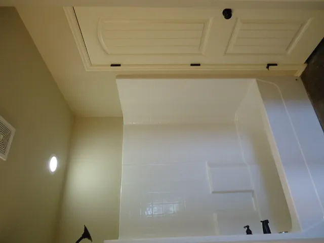 800 S Bouziden Dr — Photo 11