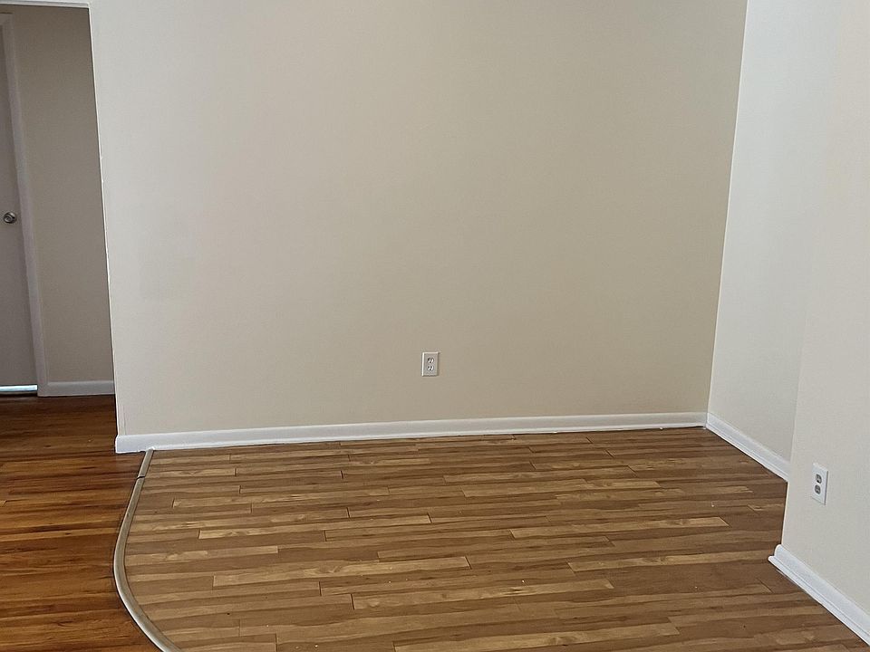 1st image of 2704 Cypress Way APT 10